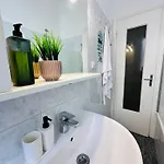 Piccolo Rifugio By Anbra --- With Parking And Free Wifi Διαμέρισμα *