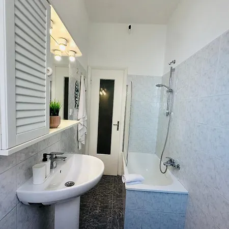 Piccolo Rifugio By Anbra --- With Parking And Free Wifi Appartamento Rapallo